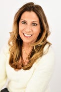 Dena Abbott Real Estate Agent at SimpliHOM