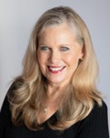 Robin Taylor Real Estate Agent at Coldwell Banker Realty