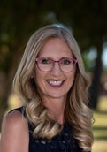 Julie Brown Real Estate Agent at United Brokers Group