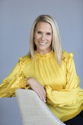 Tracy van Real Estate Agent at Collective Real Estate Collection - AZ