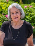 Lyn Robinson Real Estate Agent at Century 21 The Real Estate Group