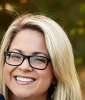 Angelelia Knopf Real Estate Agent at RE/MAX Select