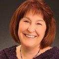 Robyn Fry Real Estate Agent at RE/MAX Traditions
