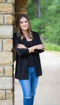 Ciara Hernandez Real Estate Agent at Southern Classic Realtors