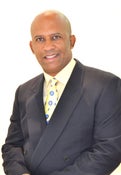 Julio Leonardo Real Estate Agent at RE/MAX Select Group