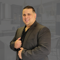 Manuel Villanueva Real Estate Agent at La Rosa Realty Prestige