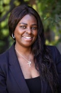 Lilian Clinton Real Estate Agent at Beverly & Co.