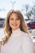 Samantha Flores Real Estate Agent at Chamberlain Realty