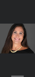 Vicki Calviera Real Estate Agent at Realty ONE Group Dockside