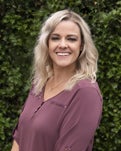 Hannah Smith Real Estate Agent at Compass