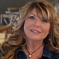 Roberta Miller Real Estate Agent at FC Tucker Real Estate Experts