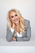 Suanne Riley Real Estate Agent at Riley Real Estate Group