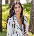 Alexis Dunagan Real Estate Agent at Realty One Group Bold
