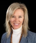 Candi Vickery Real Estate Agent at McGraw Realtors