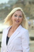 Xeniya Bauman Real Estate Agent at Compass