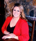 Hanna Perez Real Estate Agent at Long & Foster