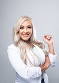 Vanessa Hernandez Real Estate Agent at RE/MAX Universal II