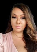 Linda Bocanegra Real Estate Agent at Fairdale Realty