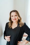 Jeannette DeLeon Real Estate Agent at Liv Texas Properties