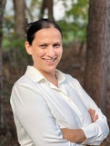 Stuti Dubey Real Estate Agent at Fathom Realty