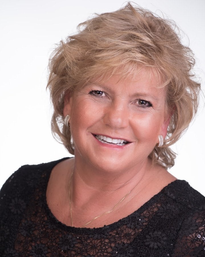 Ann Winston avatar