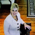 Lorna Davis Real Estate Agent at Porchlight Realtors
