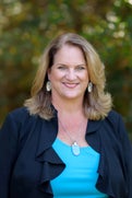 Lisa Hudgens Real Estate Agent at Re/Max Northwest