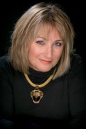 Vicky Rowe Real Estate Agent at RE/MAX Town & Country