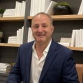 Ray Akbari Real Estate Agent at The Agency