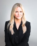 Andrea Ballesteros Real Estate Agent at Coldwell Banker | Global Luxury
